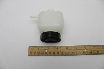Genie Part # 05.4309.0002GT – Brake Reservoir