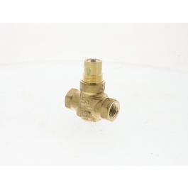 Siemens 599-02008 1/2" 2-Way Valve 2.5Cv N/C Mod Eq PercentBrass Trim FEMXFEM ANSI 250