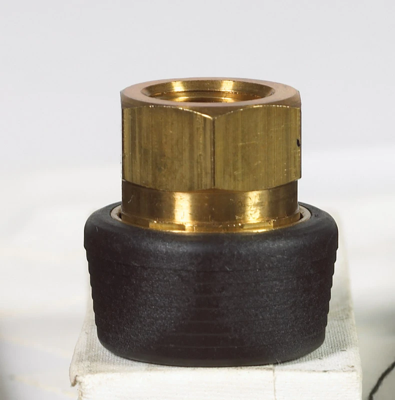 3/8 F x 3/8 FPT QC Pressure Washer Socket