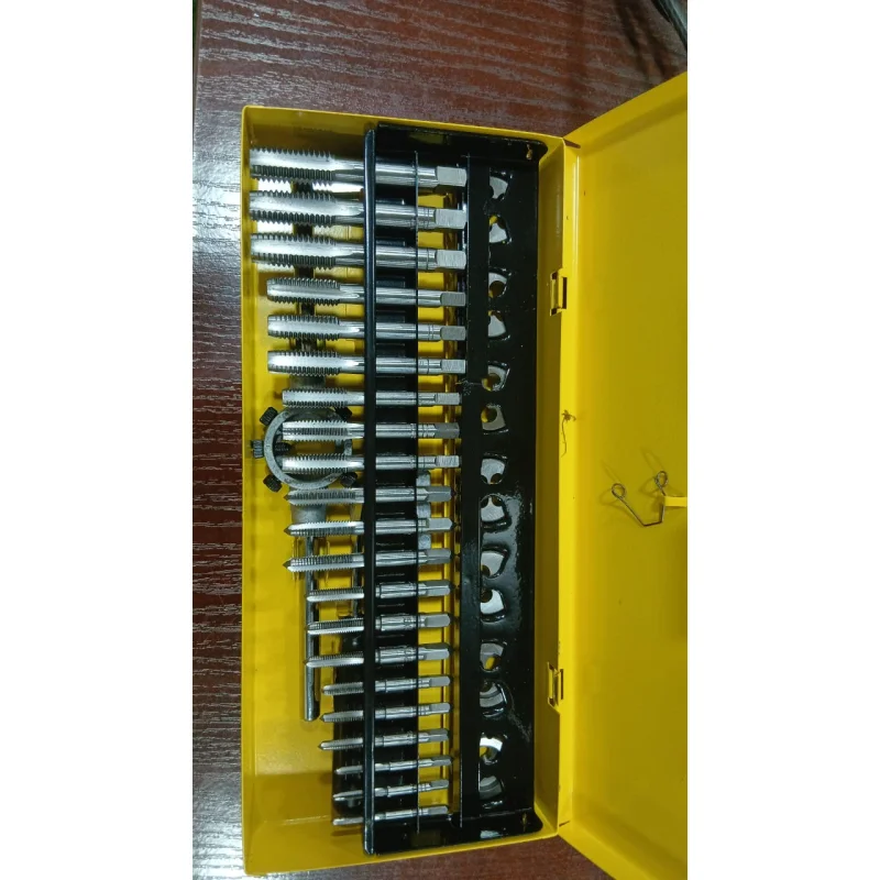 Irwin – Tap and die set 32pc set